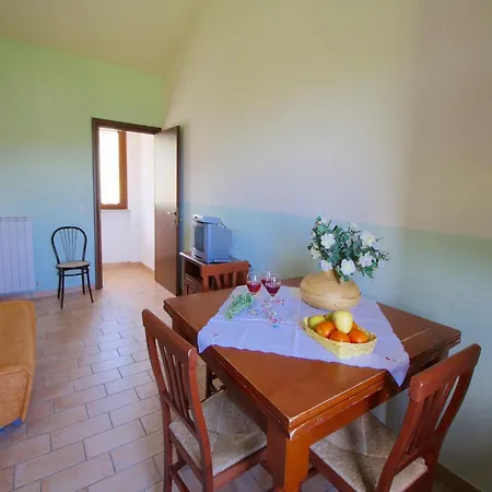 Ferienhaus Mansion In With Pool & Nature Apecchio